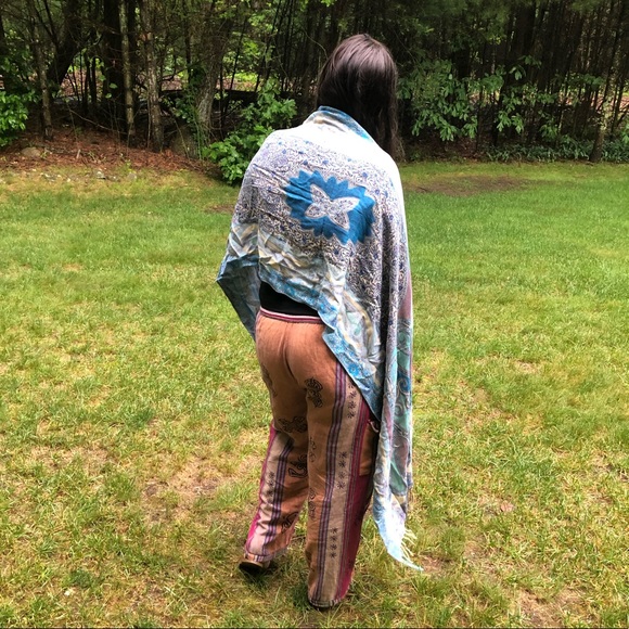 Wavedeep Pashmina - Picture 6 of 6